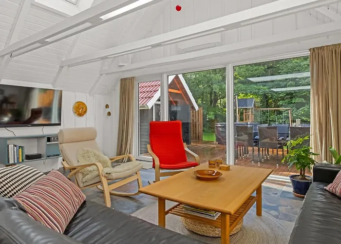 Vakantiehuis Diderik - 30km From The Sea By Interhome